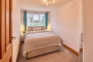 Photo 33- click for photo gallery